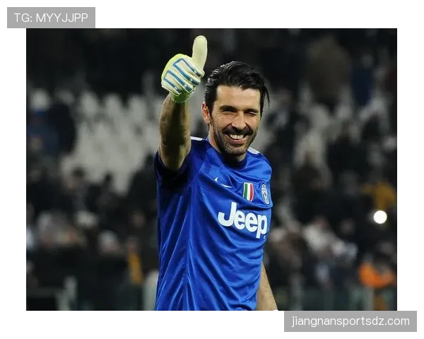 与年轻门将相比，布冯本赛季主导出球稳住后防